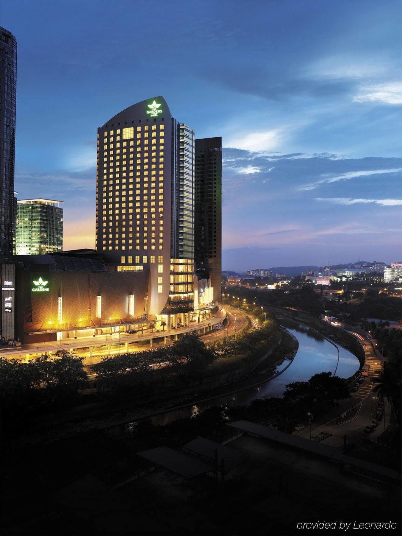 St Giles Gardens Hotel Куала-Лумпур Экстерьер фото The Berlian Hotel